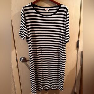LuLaRoe Monochrome Striped Top
